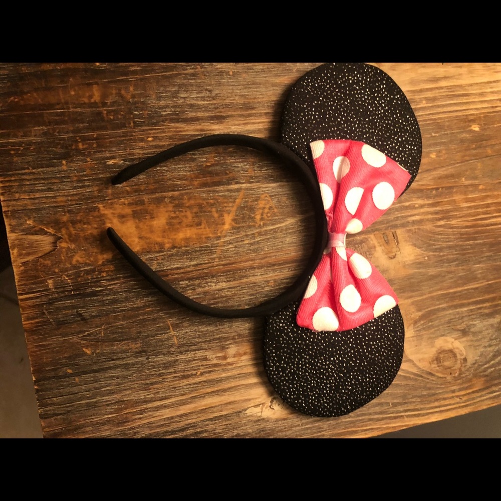 Disney Minnie Mouse ears